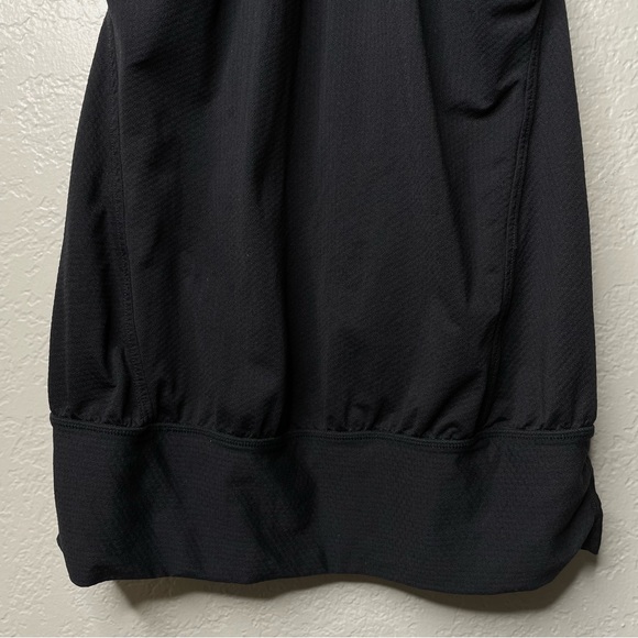 Lululemon No Limits Tank Workout Top Built In Sport Bra Flowy Size 6 - Picture 11 of 13